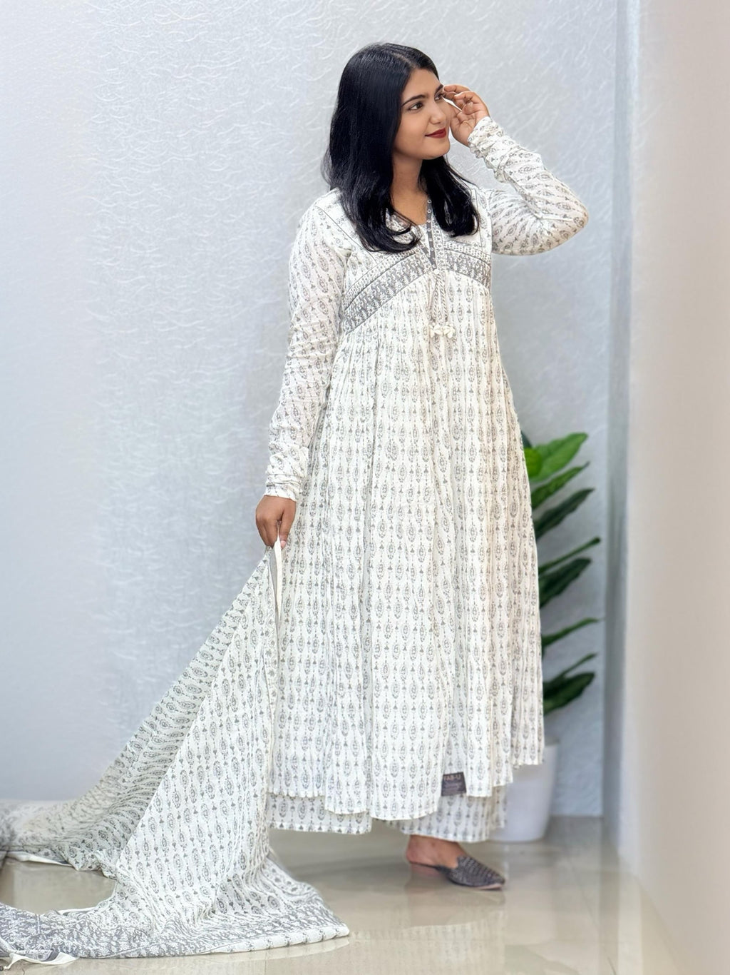 Graceful Pleat Anarkali